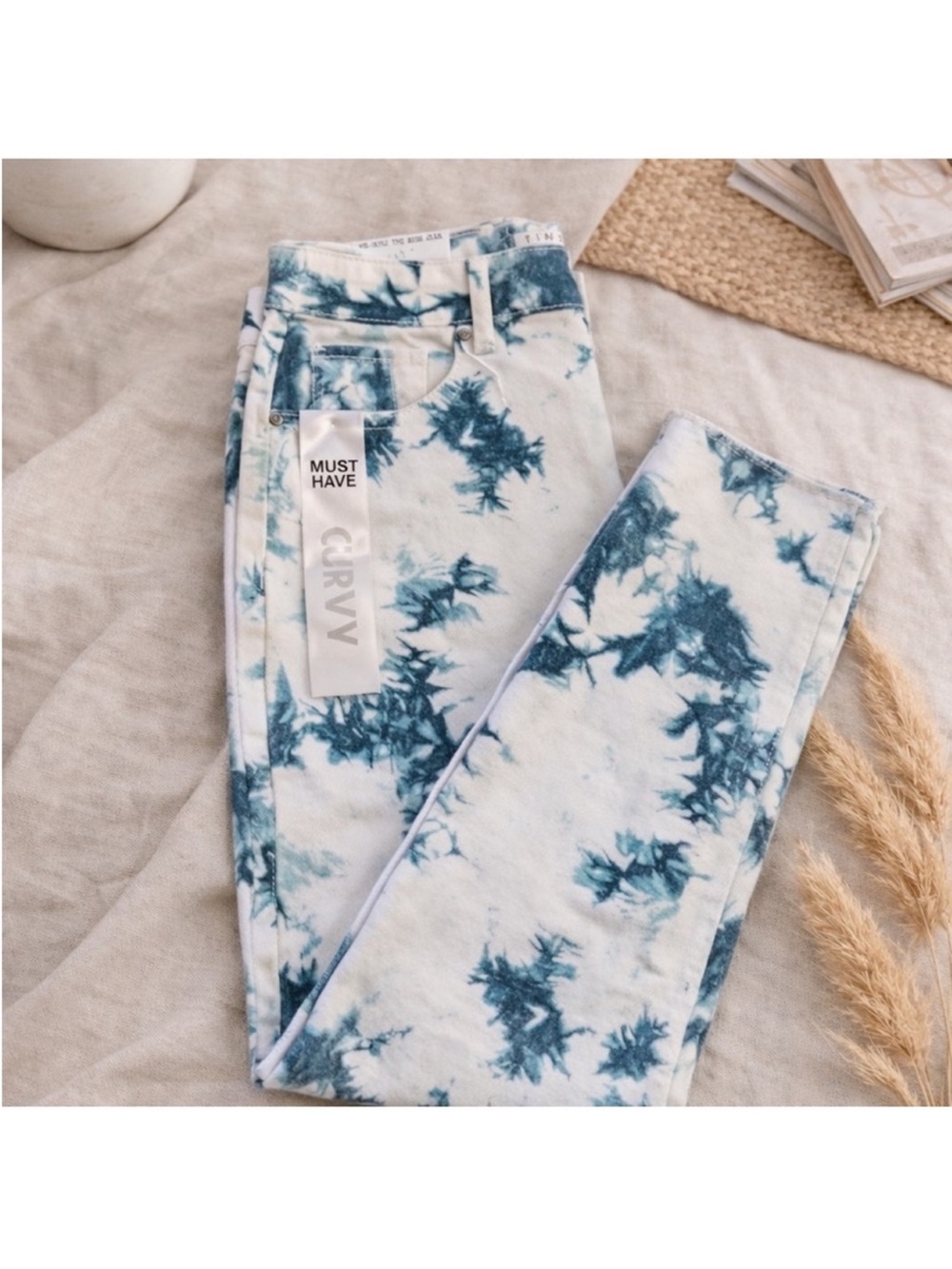 Blue Tie-Dye High-Rise Jeans Juniors Size 11/31 - Picture 5 of 9